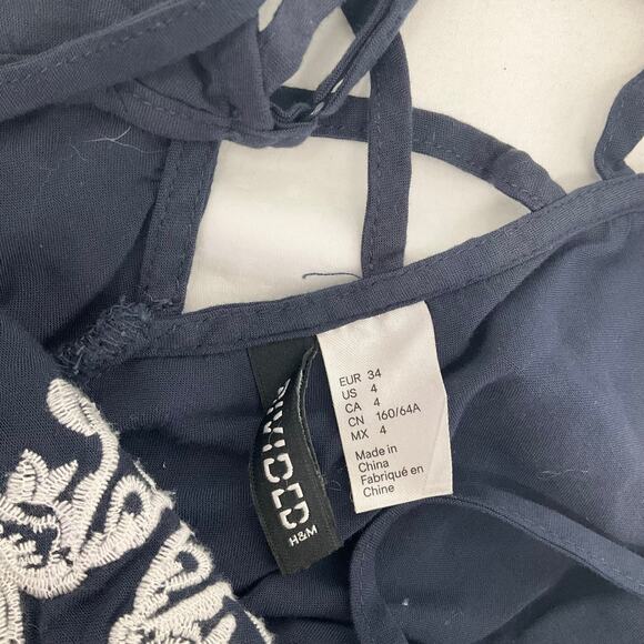 H&M Women Romper Jumpsuit Sleeveless Backless Short Blue Navy size 4 Small - Picture 6 of 8